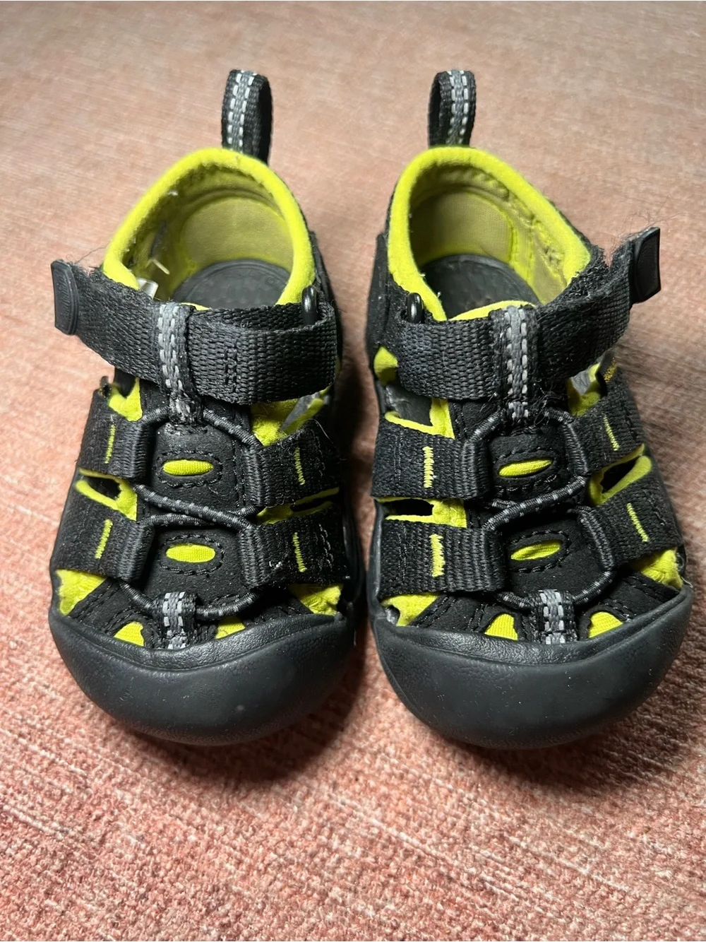 Keen infant toddler size 5 water summer sandals closed toe kids shoes